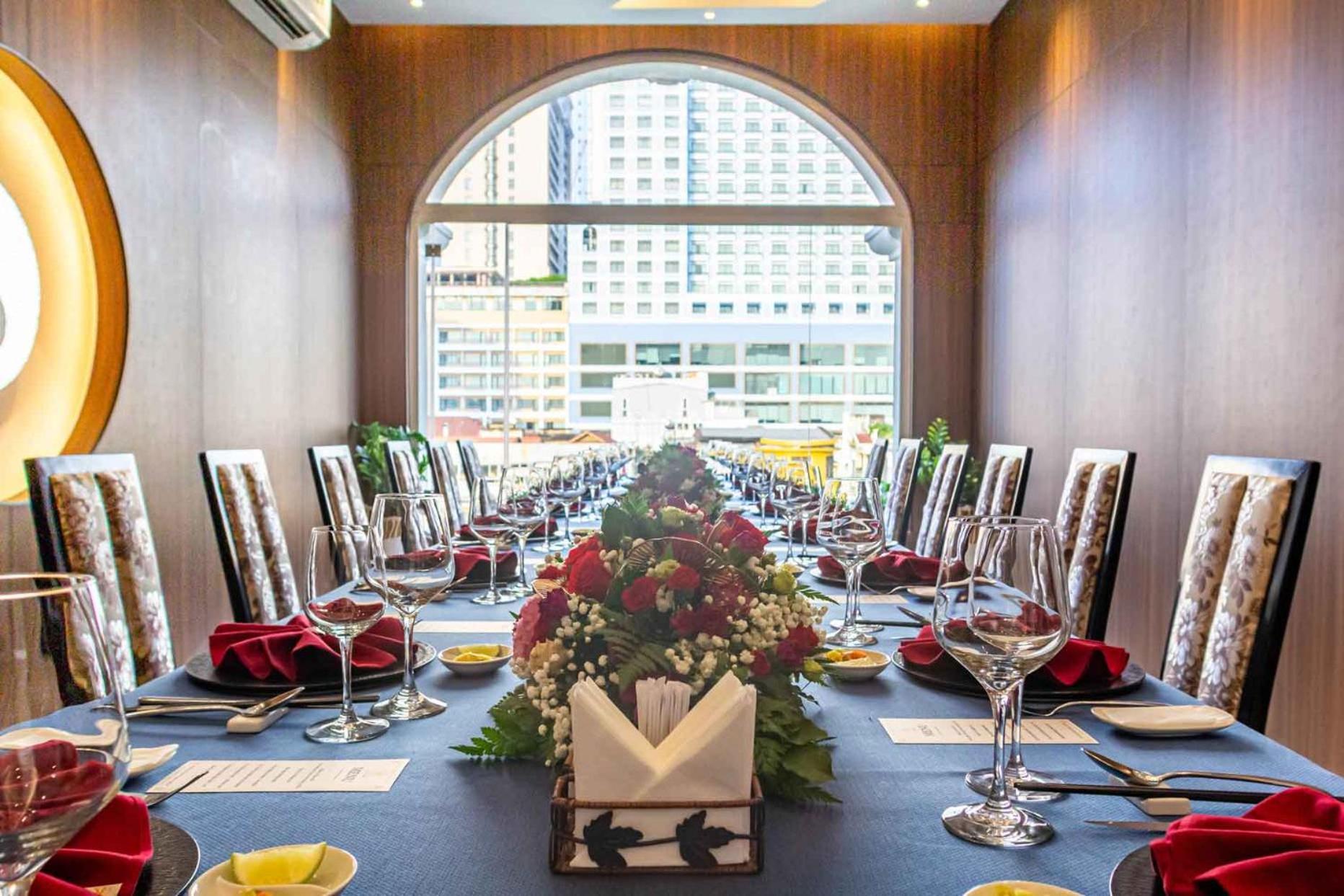 Royal Hotel Saigon Ho Chi Minh City Exterior photo
