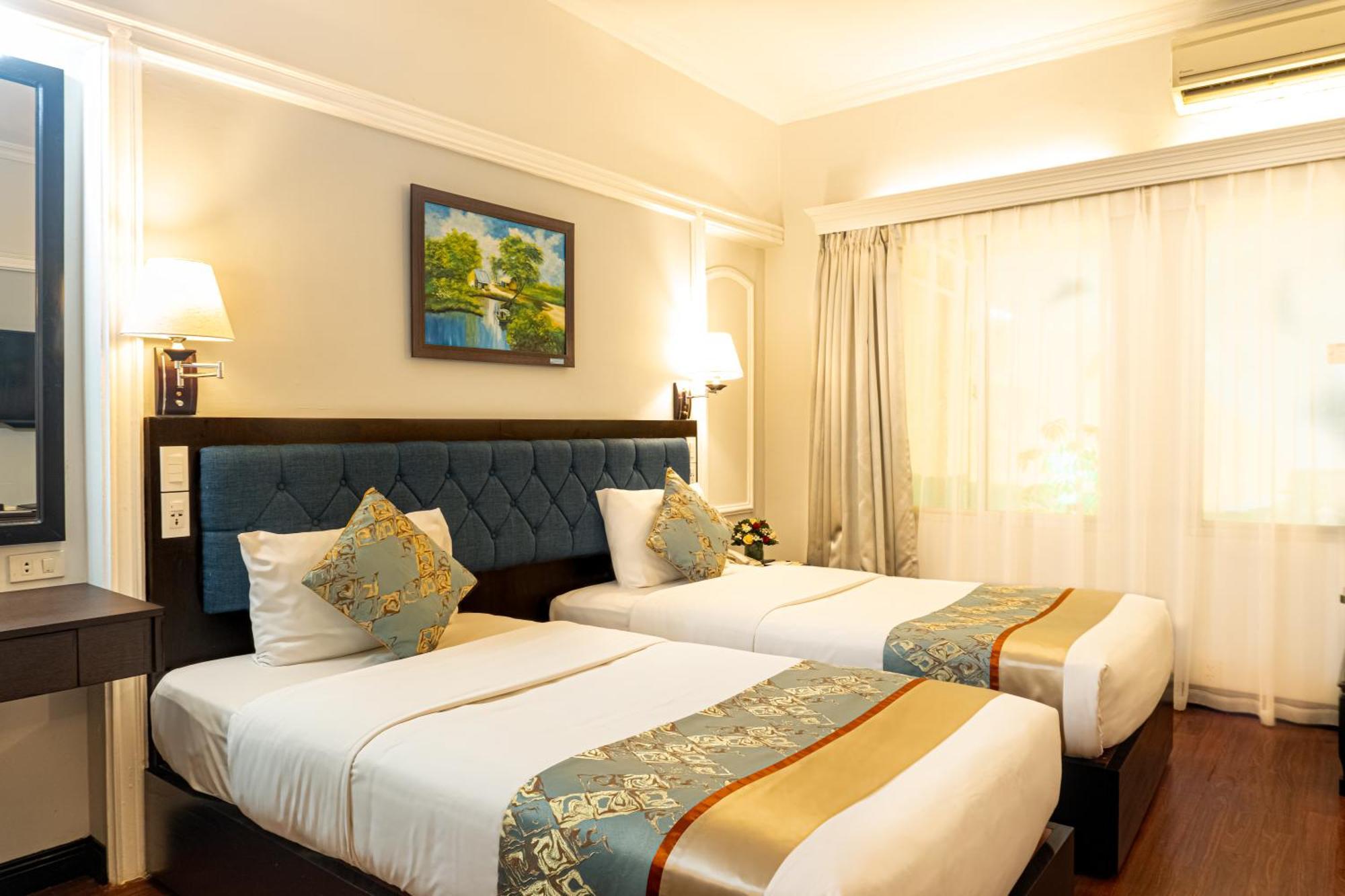 Royal Hotel Saigon Ho Chi Minh City Exterior photo