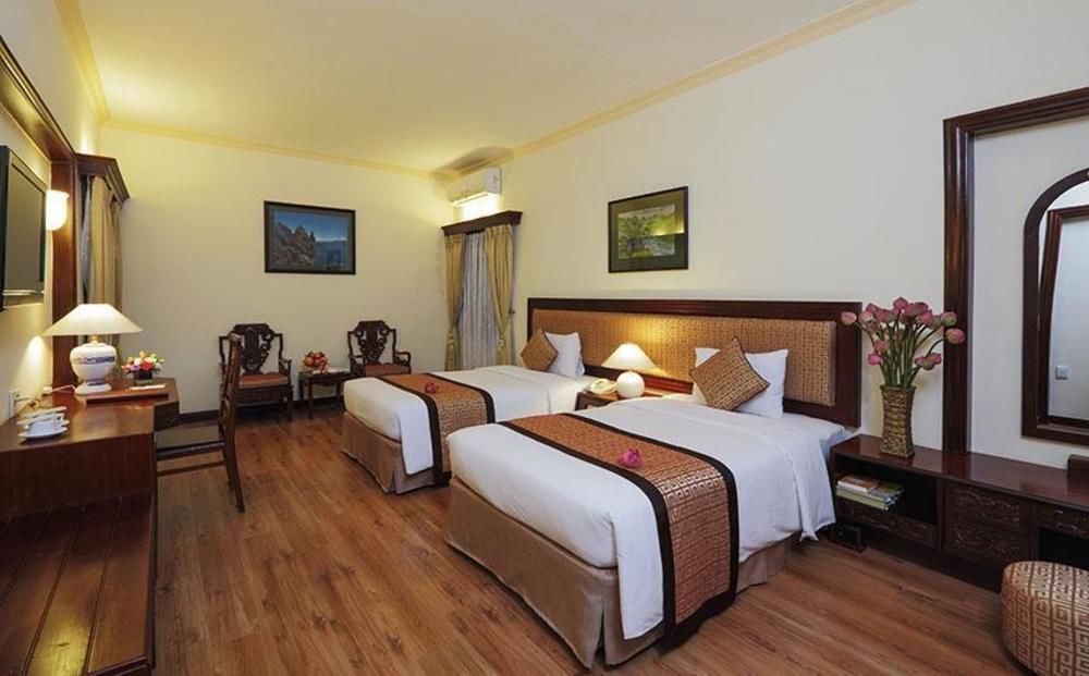 Royal Hotel Saigon Ho Chi Minh City Exterior photo